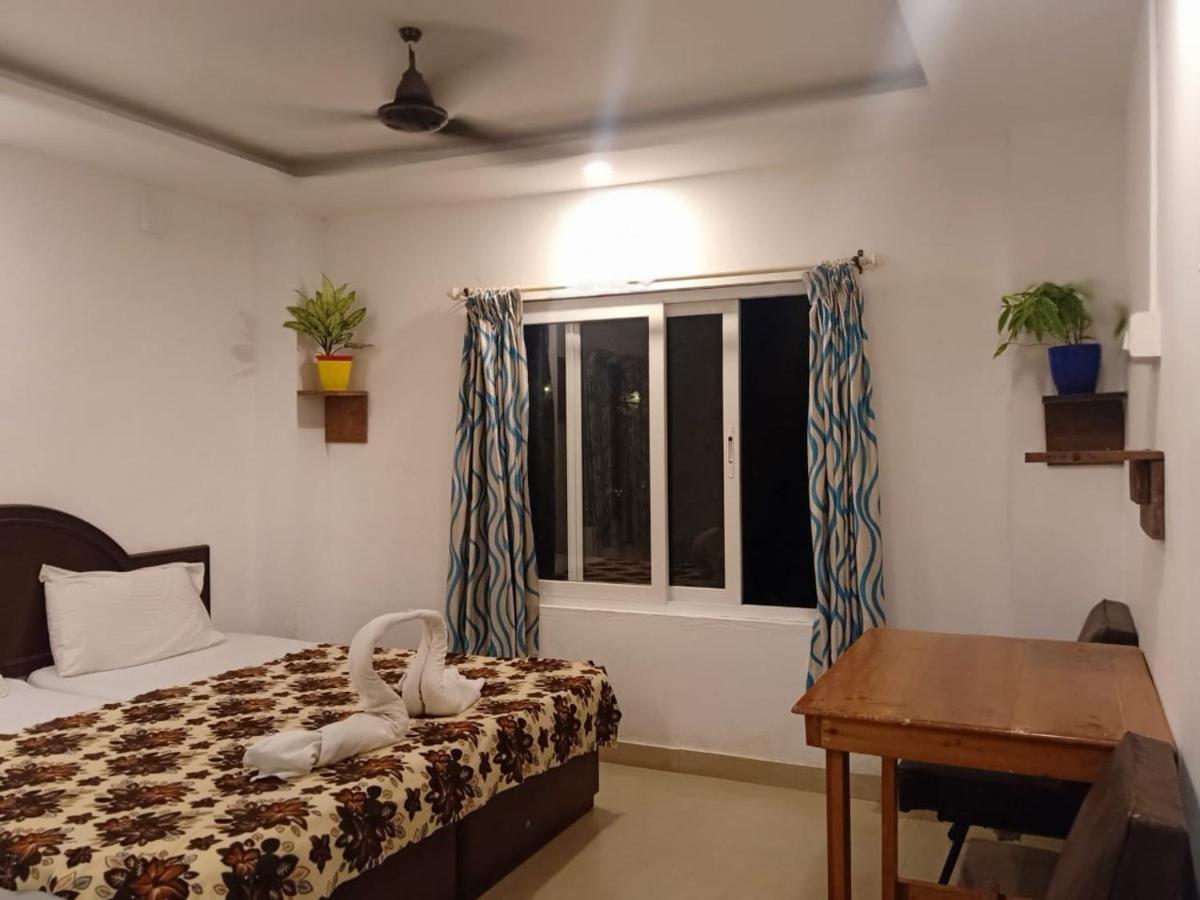 Vedha Ayurvedic Panchakarma Treatment Centre Hotel Alappuzha Ngoại thất bức ảnh