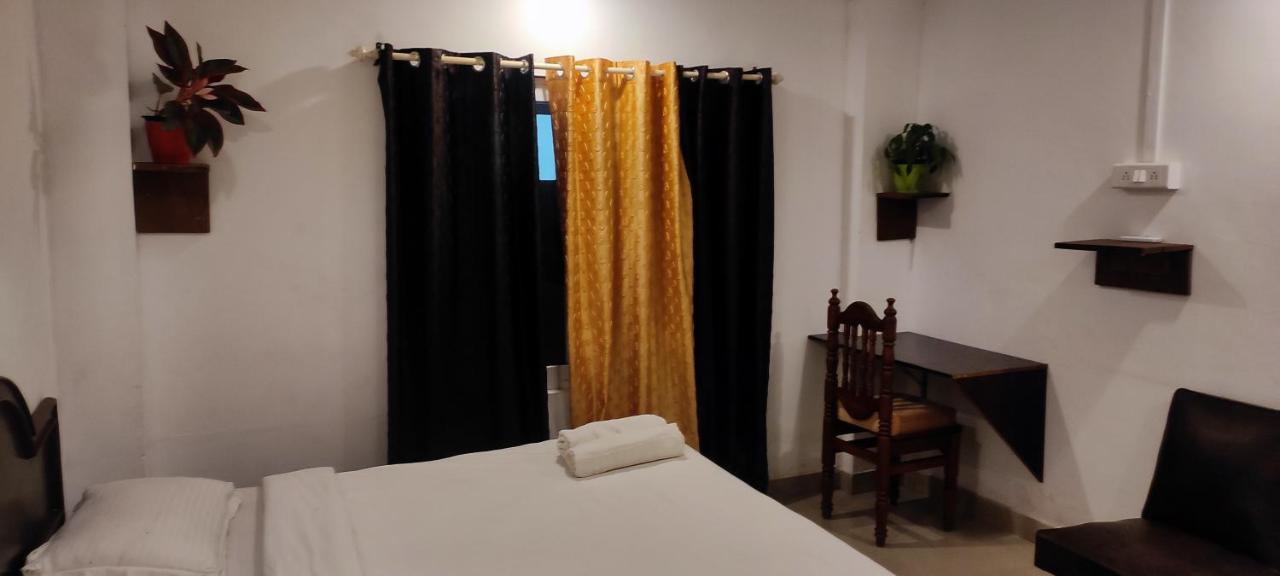 Vedha Ayurvedic Panchakarma Treatment Centre Hotel Alappuzha Ngoại thất bức ảnh